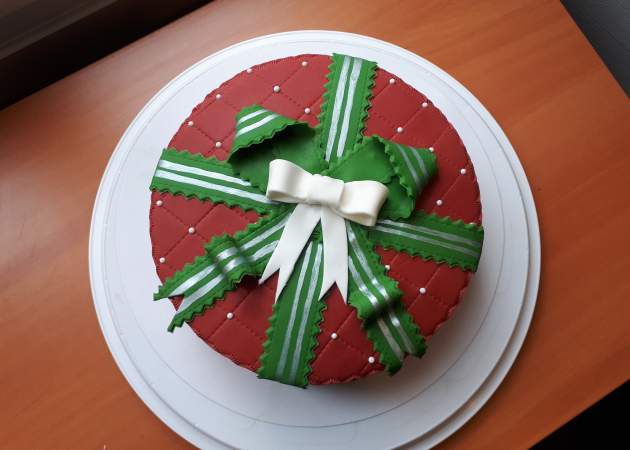 Gâteau cadeau 14