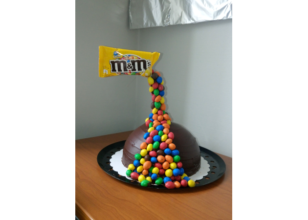 Gravity cake 5