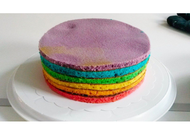 Le Rainbow Cake