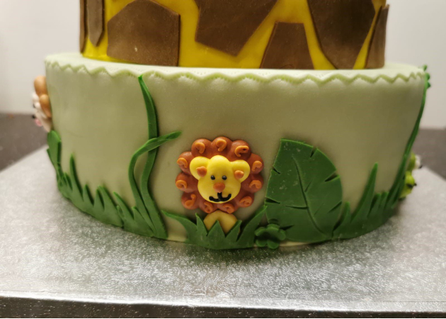 Gâteau à étages savane